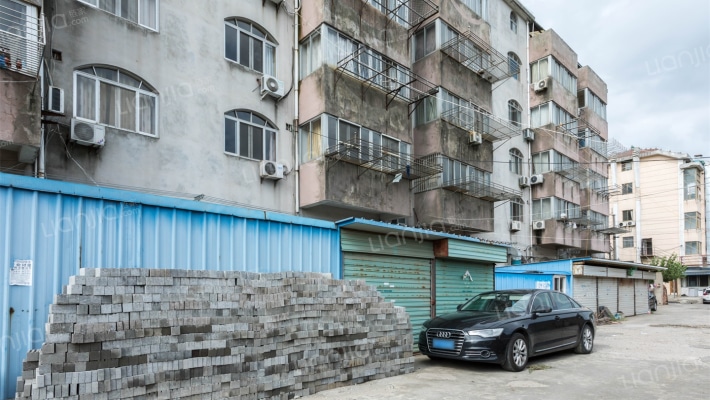 健康新村小区外景图