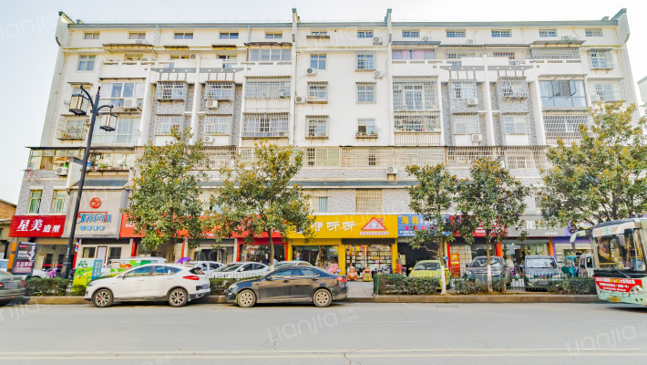 南昌铁路局党校外景图