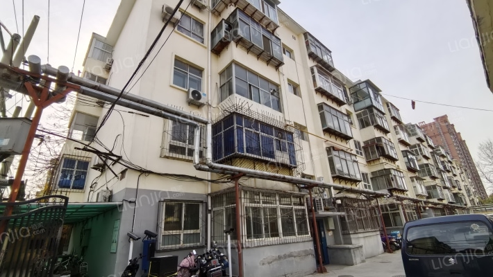 电大街66-49号外景图