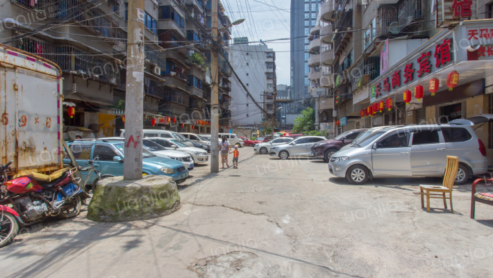 恒鹏世界外景图