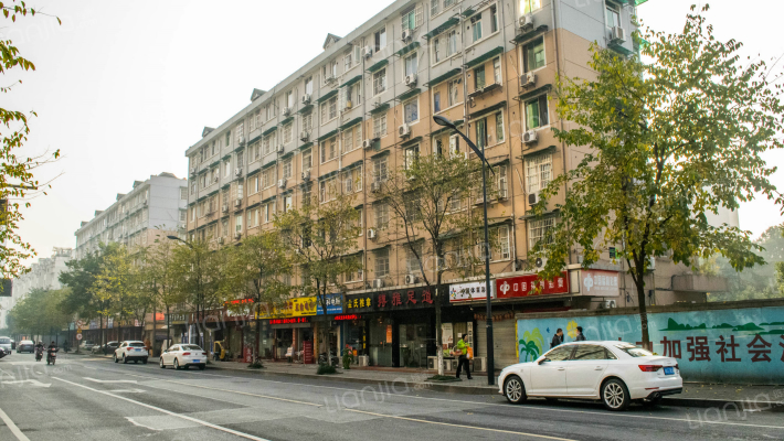 灯塔新村外景图