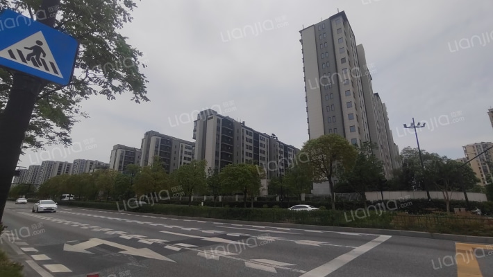 金地玖峯汇外景图