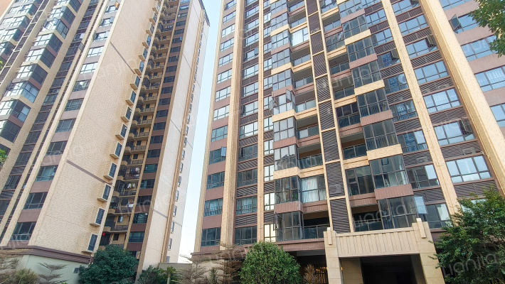 汇豪万秀豪庭外景图