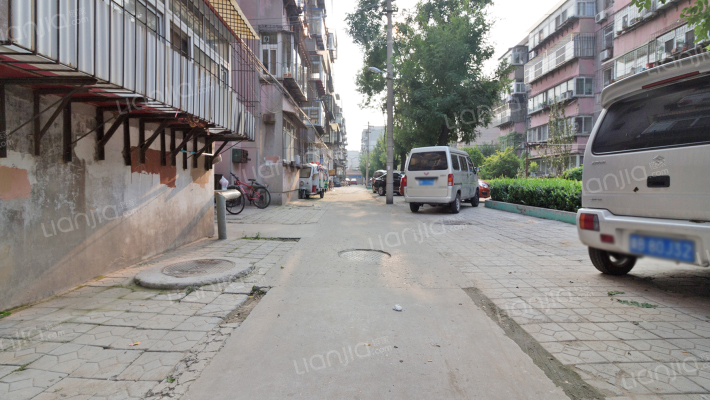 翔云西里外景图