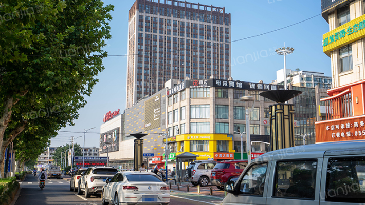 海外海名筑时代广场外景图