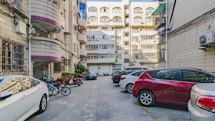 财税小区外景图