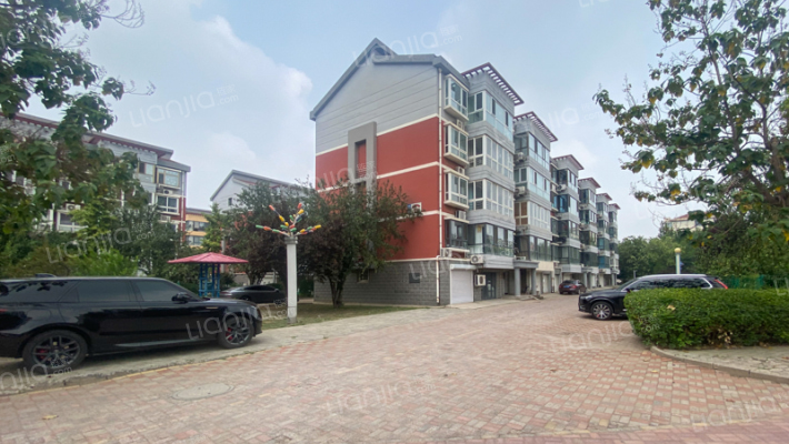 盛世华庭外景图