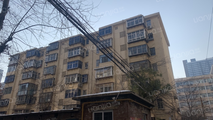 铁路12宿舍外景图