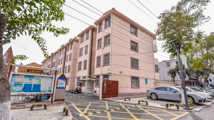 公路管理处宿舍外景图