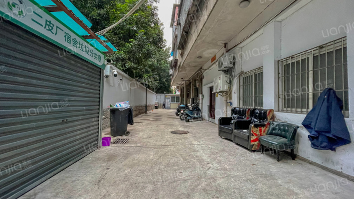 二皮厂宿舍外景图