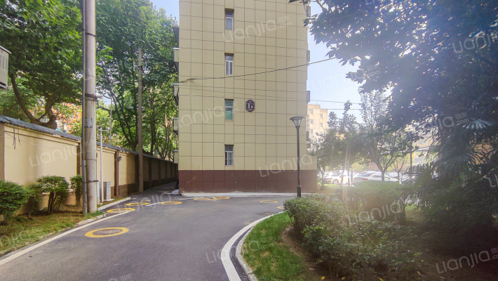 县医院家属院外景图