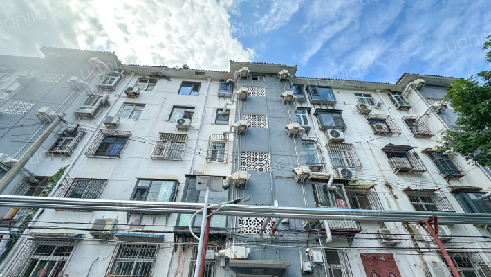 新街北1号楼外景图