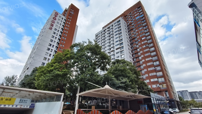 昆明云石商贸城外景图