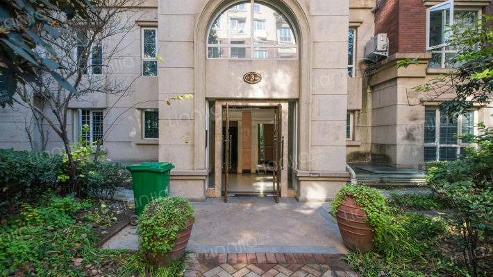 温哥华山庄北区外景图