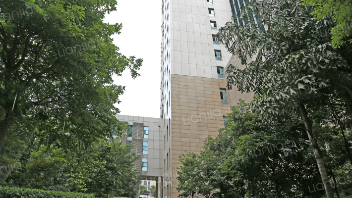 扬子江商务小区外景图