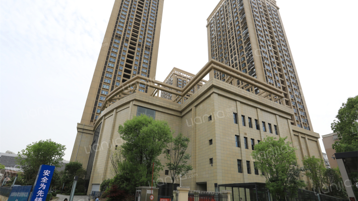 万科主场外景图