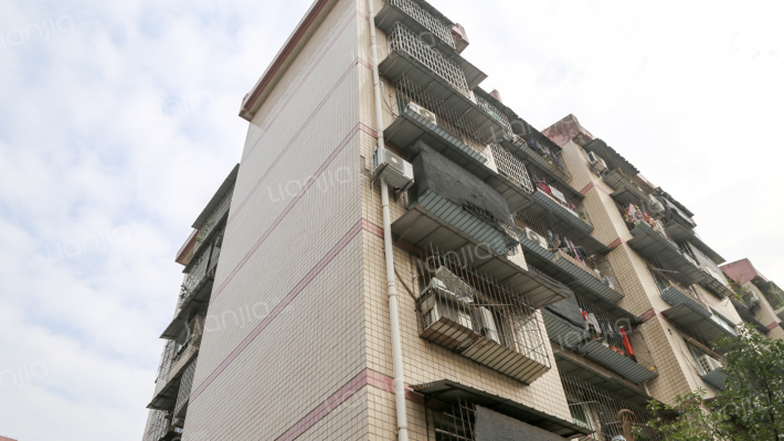 南山花园b区怎么样房价地址交通配套户型图及二手房推荐