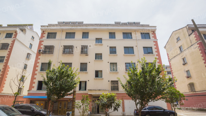 银鹤花苑外景图