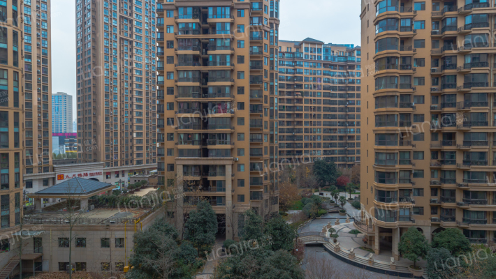 兰乔圣菲外景图