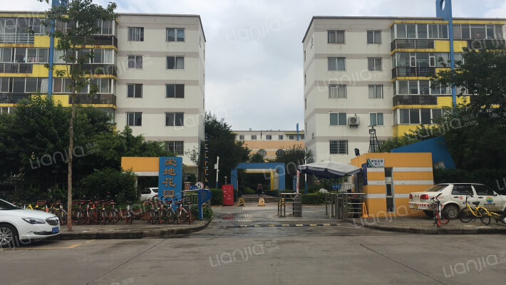 爱地花园外景图