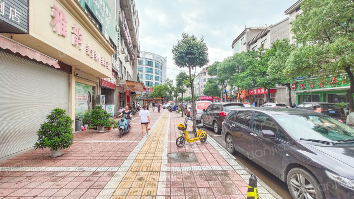 神道门小区外景图