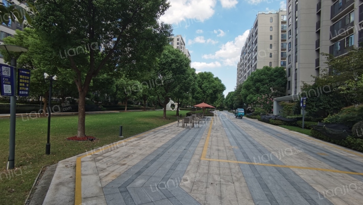 万科杭宸一期外景图