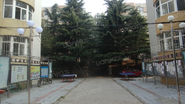 青大职工宿舍外景图