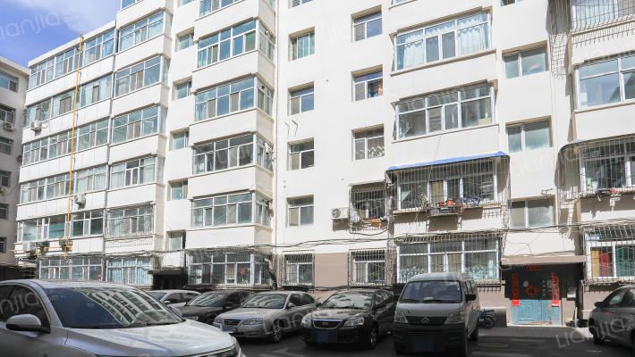 网通移动宿舍外景图