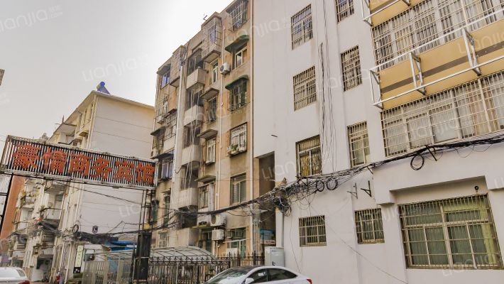 水产楼小区外景图