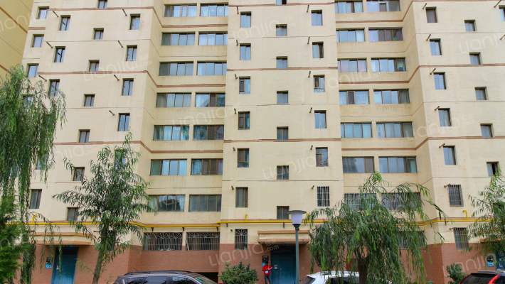 全圣山水苑外景图