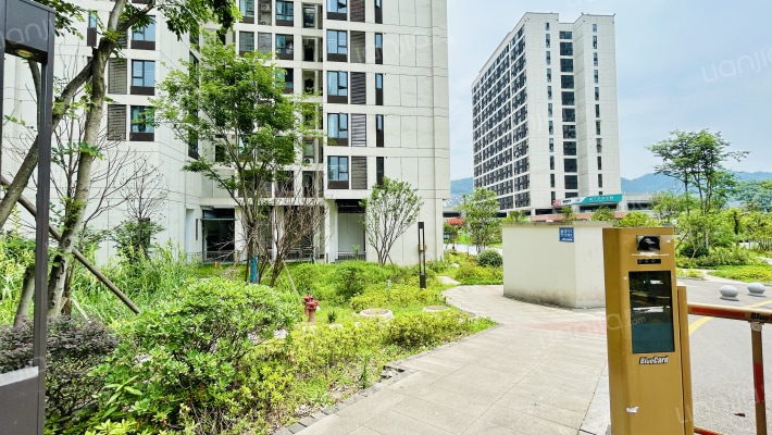 申烨太阳城四期外景图