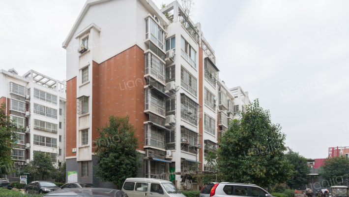 芳邻一品南区外景图