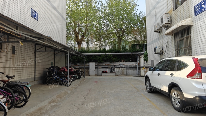 供电公司宿舍外景图