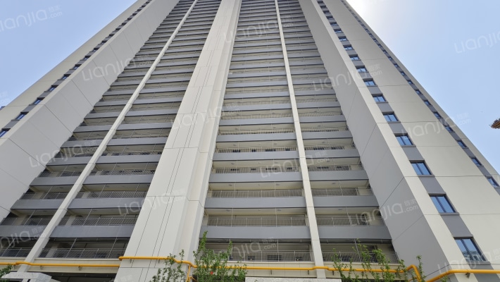 中海铂悦世家外景图