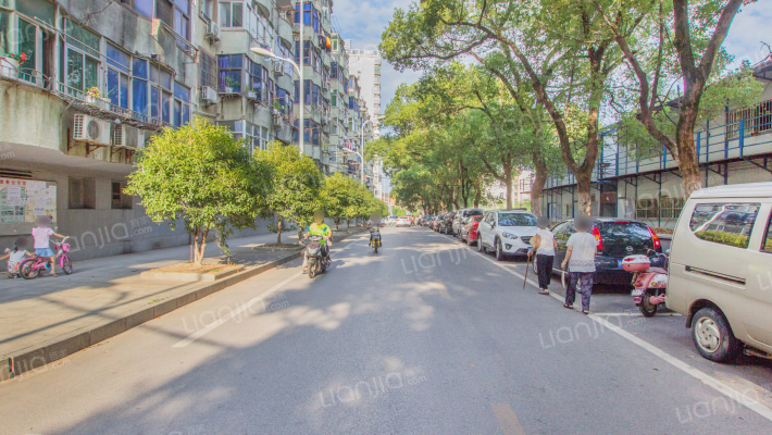 民星集团生活区外景图