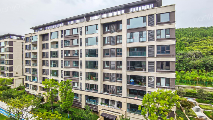 弘阳璞樾门第外景图