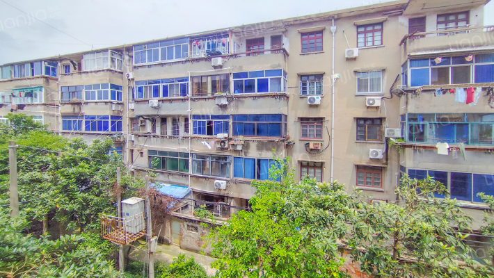 浙一新村外景图