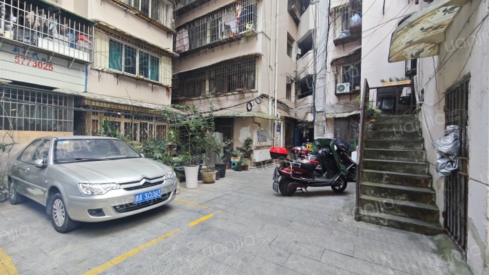 石岭街120号外景图