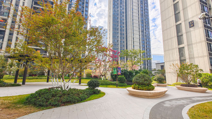 何厝峯璟外景图