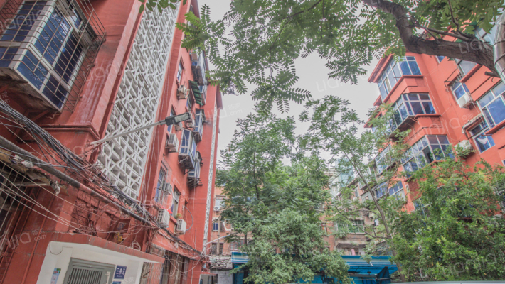 解放路92号院外景图