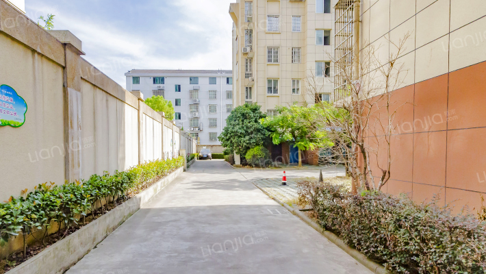 圆峰名居外景图