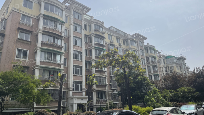 颐和花园外景图