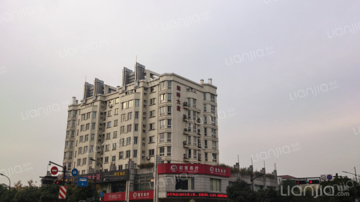 湖畔大厦外景图