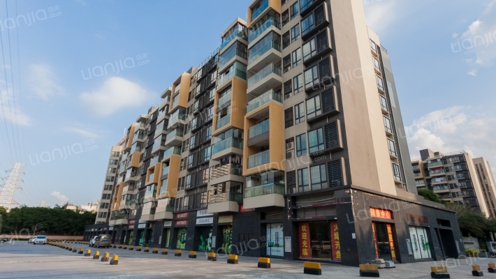 美林湖畔北苑外景图