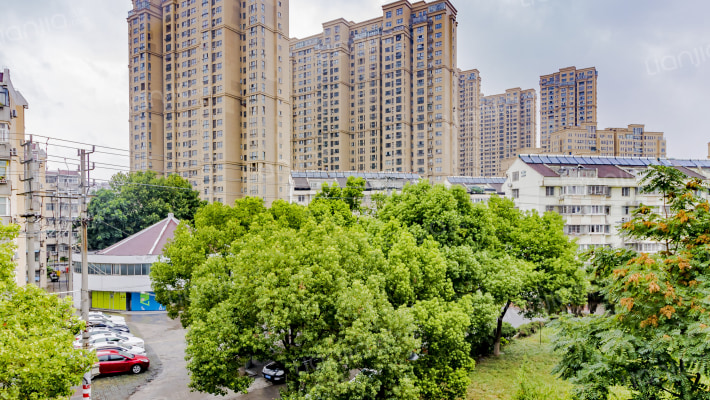 新华五村外景图