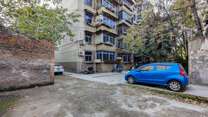 供电局团结南路职工家属楼外景图