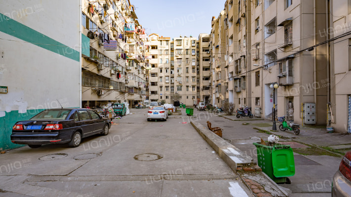 青松一村外景图