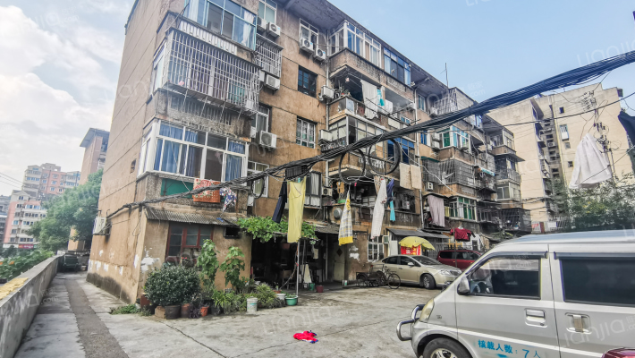 沙湖新村外景图