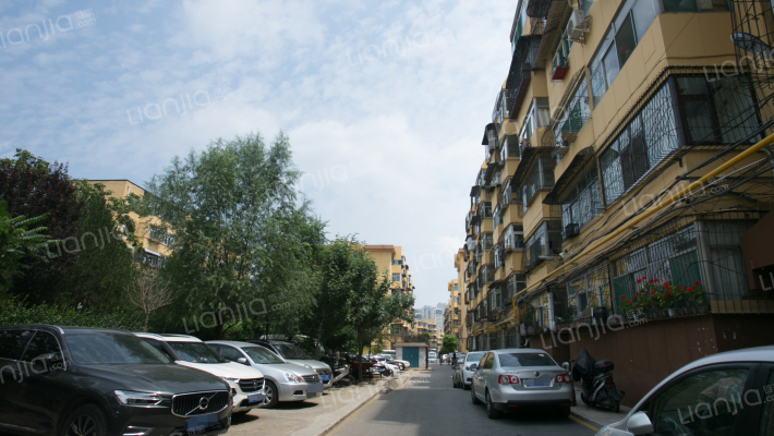 西山煤电集团公司宿舍408小区外景图