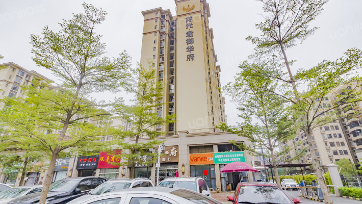 龙光君御华府外景图